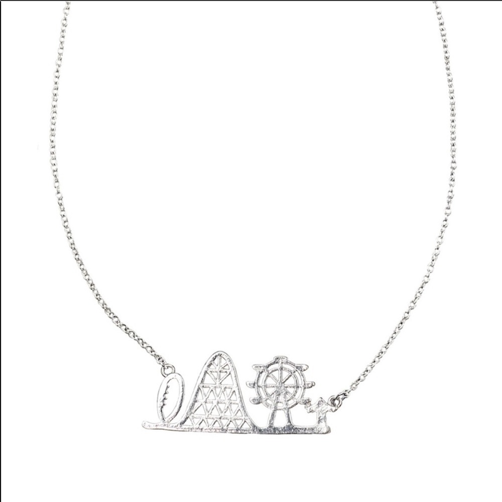 NWT SILVER Boardwalk Necklace - shore necklace